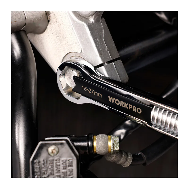Ключ разводной WorkPro WP272016