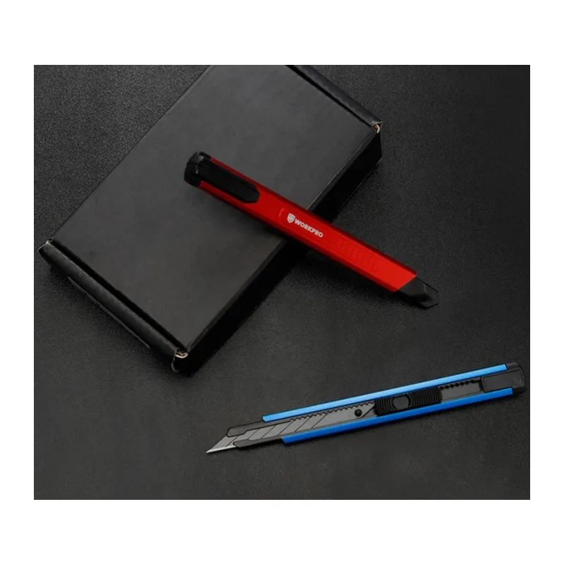 Нож строительный WorkPro WP212020 синий