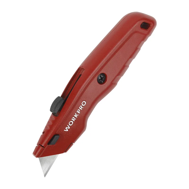 Нож строительный WorkPro WP213017 красный